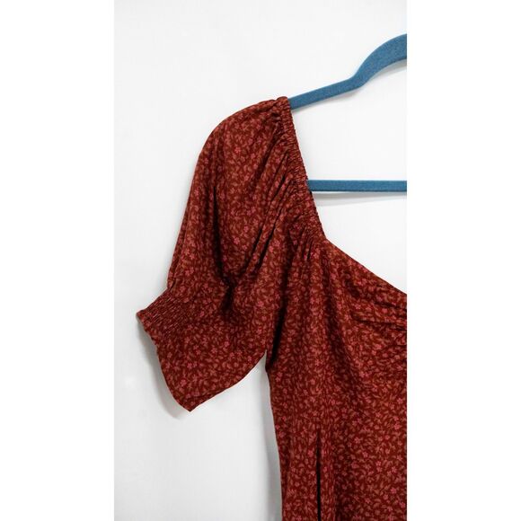 Madewell Sweetheart Puff Sleeve Midi Dress in Carmine Floral - Picture 7 of 14